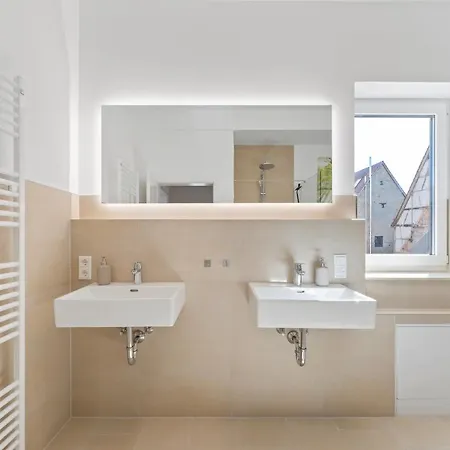 Golden With Barbecue, Yoga, Football Table سينشيم